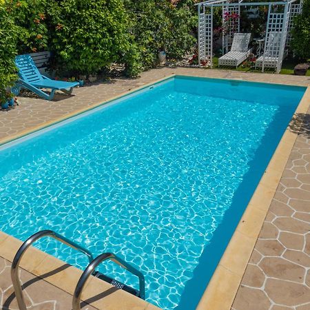 Greek Island Style 2 Bedroom Villa With Pool Next To The Sea Larnaca Exterior foto