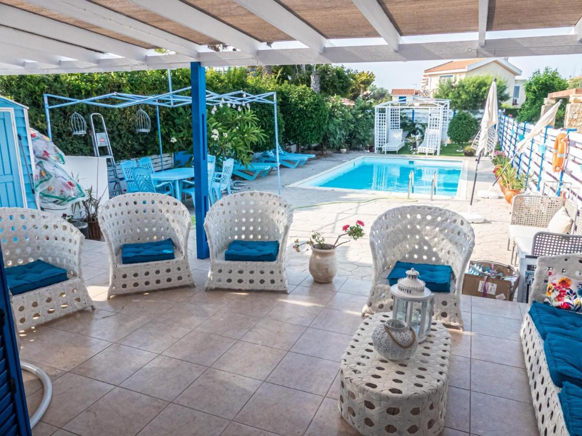 Greek Island Style 2 Bedroom Villa With Pool Next To The Sea Larnaca Exterior foto