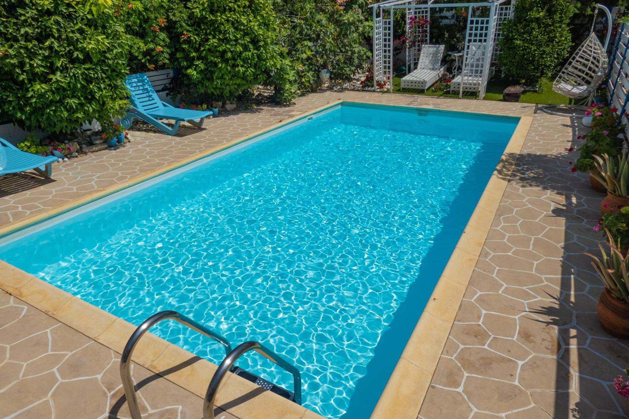 Greek Island Style 2 Bedroom Villa With Pool Next To The Sea Larnaca Exterior foto
